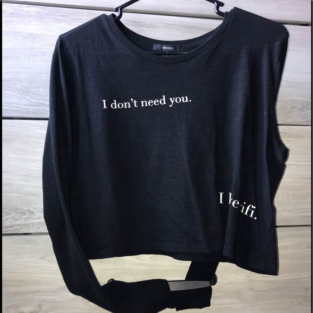 Black long sleeve crop top
